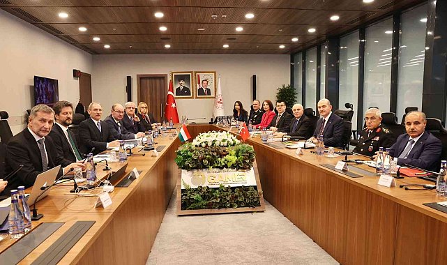 İçişleri Bakanı Soylu, Macar mevkidaşı Pinter ile bir araya geldi
