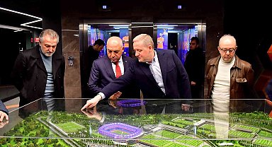Mehmet Büyükekşi'den, Medipol Başakşehir'e ziyaret