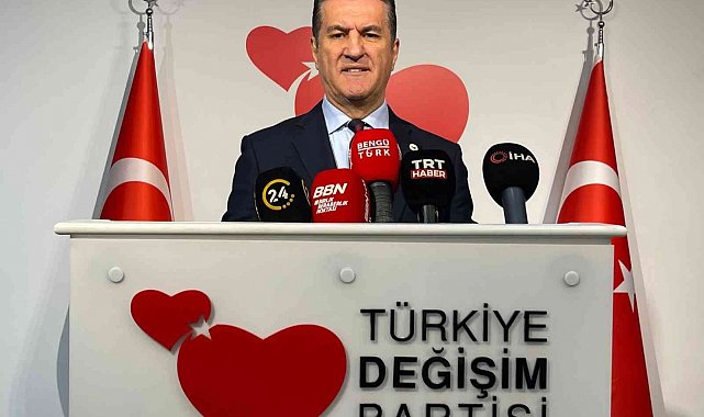 TDP Lideri Sarıgül: "Kadınların ve gençlerin önünü kesen, siyasi partilerin genel merkezinde olan siyaset baronları ve delege ağaları"