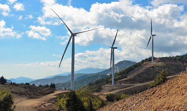 YEKDEM tüketicinin elektrik maliyetini azaltıyor