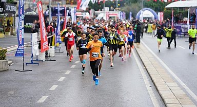 12. Uğur Mumcu'yu Anma Yol Koşusu, Kartal'da düzenlendi