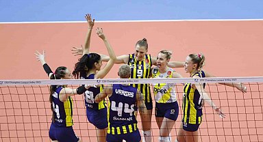 2023 CEV Şampiyonlar Ligi: Fenerbahçe Opet: 3 - Stuttgart: 1