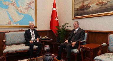 Bakan Akar, KKTC Ankara Büyükelçisi Korukoğlu'nu kabul etti