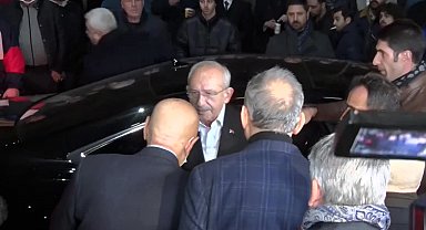 CHP lideri Kılıçdaroğlu, Akşener'i hastanede ziyaret etti