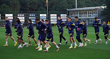 Fenerbahçe derbi hazırlıklarını sürdürdü