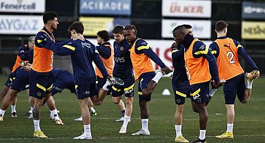 Fenerbahçe, Ümraniyespor maçı hazırlıklarını sürdürdü