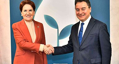 İYİ Parti lideri Akşener, DEVA Partisi Lideri Babacan'ı ziyaret etti