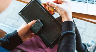 Kartlı ödemeler yüzde 117 büyüyerek yıllık 3,7 trilyon TL'ye ulaştı
