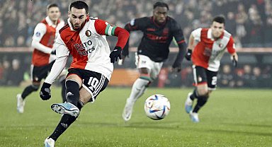 Orkun Kökçü, Feyenoord'u sırtlıyor