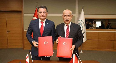 Tarım ve Orman Bakanı Kirişci, KKTC Tarım ve Doğal Kaynaklar Bakanı Oğuz ile görüştü