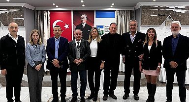 TED Spor Kulübü'nde Başkan Mehmet Tınaz güven tazeledi