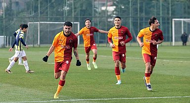 U19'da Galatasaray, Fenerbahçe'yi 4-0 mağlup etti