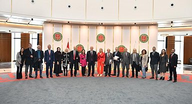 Yargıtay Başkanı Akarca, basın mensuplarıyla bir araya geldi