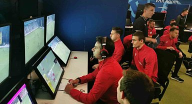 3 Süper Lig hakemi UEFA'nın düzenlediği CORE kursuna katıldı