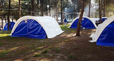 Başkan Ahmet Nur Çebi, depremzedelerle bir araya geldi