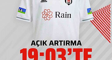 Beşiktaş, formaları depremzedeler için açık arttırmaya koyacak