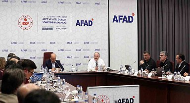 Bilim insanları AFAD Kriz Merkezi'nde
