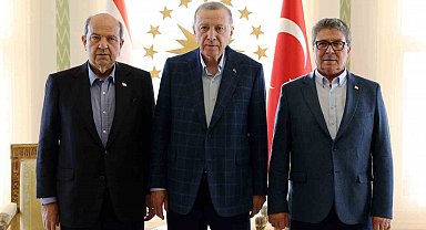Cumhurbaşkanı Erdoğan, KKTC Cumhurbaşkanı Tatar ve KKTC Başbakanı Üstel'i kabul ediyor
