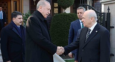 Cumhurbaşkanı Erdoğan, MHP Genel Başkanı Bahçeli'yi evinde ziyaret etti