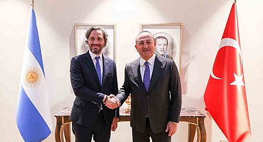 Dışişleri Bakanı Mevlüt Çavuşoğlu'ndan konsolosluk kapatan ülkelere tepki