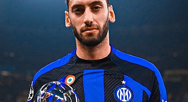 Hakan Çalhanoğlu, ödülünü depremzedelere adadı