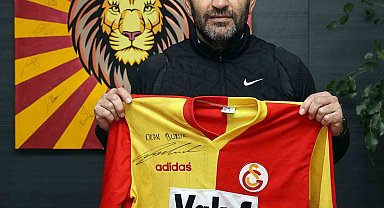 Okan Buruk: "Hepimiz bir olduğumuzda neler yapabileceğimizi ortaya koyuyoruz"
