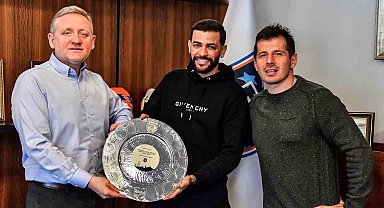 Başakşehir'den, Caiçara'ya plaket