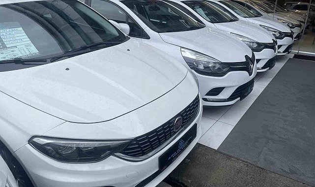 Bayilerde sıfır araç olmaması ikinci el otomobil pazarını hareketlendirdi