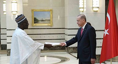 Cumhurbaşkanı Erdoğan, Gambiya Büyükelçisi Conteh'i kabul etti