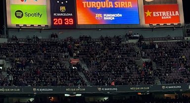 El Clasico'da Türkiye'de yaşanan afet için dayanışma çağrısı yapıldı