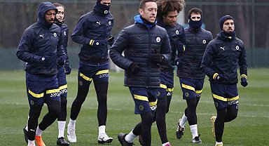 Fenerbahçe, Alanyaspor maçı hazırlıklarına başladı