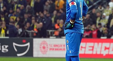 Fenerbahçe, Altay Bayındır'ın sözleşmesini 4 yıl uzattı