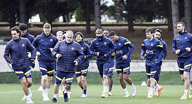 Fenerbahçe, Sevilla maçı hazırlıklarına devam etti