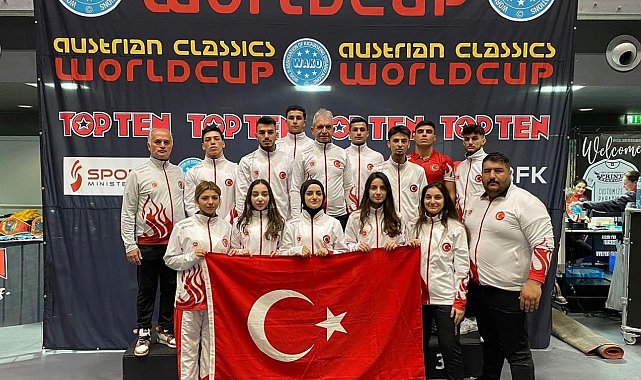 Milli kick boksçu Efe Aydın, Avusturya'da dünya ikincisi oldu