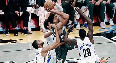 Milwaukee Bucks, üst üste 15. maçını kazandı