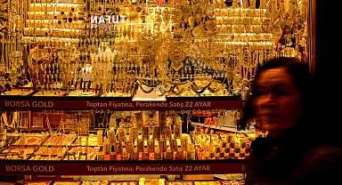 Ons altın 2000 doları geçti, gram altın rekor kırdı