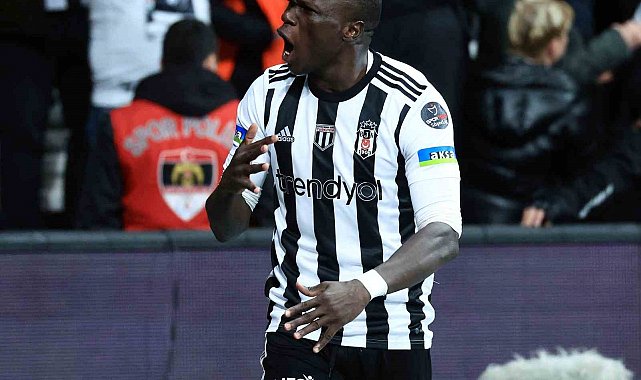 Spor Toto Süper Lig: Beşiktaş: 3 - İstanbulspor: 1