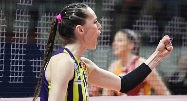 Sultanlar Ligi: Fenerbahçe Opet: 3 - Galatasaray HDI Sigorta: 0