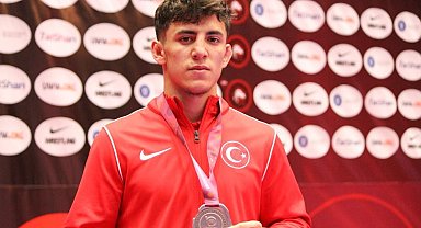 U23 Avrupa Güreş Şampiyonası'nda Tolga Özbek Avrupa ikincisi oldu