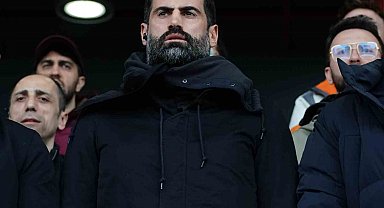 Volkan Demirel, Pendikspor-Tuzlaspor mücadelesini tribünden takip etti