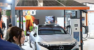 Akaryakıt istasyonları elektrikli araç dönemine solar enerjiyle hazırlanıyor