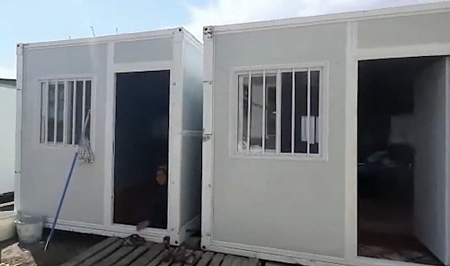 Bakan Soylu: "Afet bölgesine toplam 65 bin katlanabilir konteyner kuracağız"