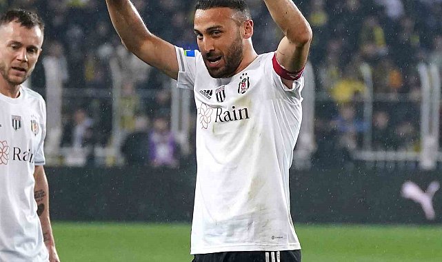 Cenk Tosun, Fenerbahçe'ye ilk gollerini attı
