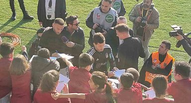 Depremzede çocuklar, Ümraniyespor - Beşiktaş maçında ağırlandı