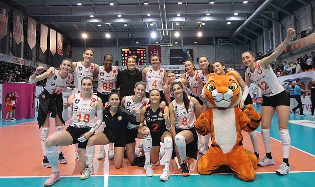 Eczacıbaşı Dynavit, Sigorta Shop'u 3-2 mağlup etti