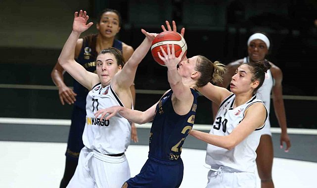 Fenerbahçe, KBSL'de yarı finale yükseldi