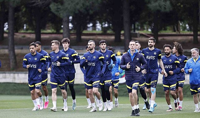 Fenerbahçe, Sivasspor maçı hazırlıklarına başladı