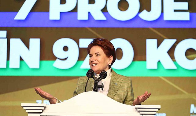 İYİ Parti Genel Başkanı Akşener: "Çılgın projelerin yapılma nedeni harama el uzatmak"