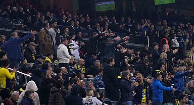Kadıköy'de 'yönetim istifa' sesleri
