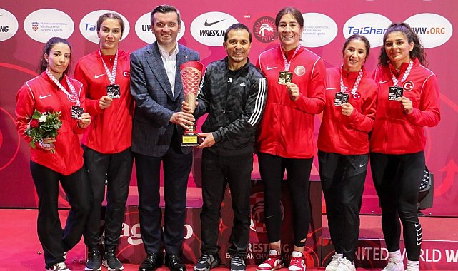 Kadın Milli Güreş Takımı Avrupa ikincisi oldu